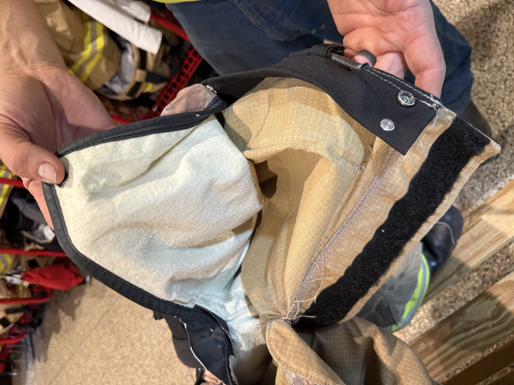 The separate pants liner.