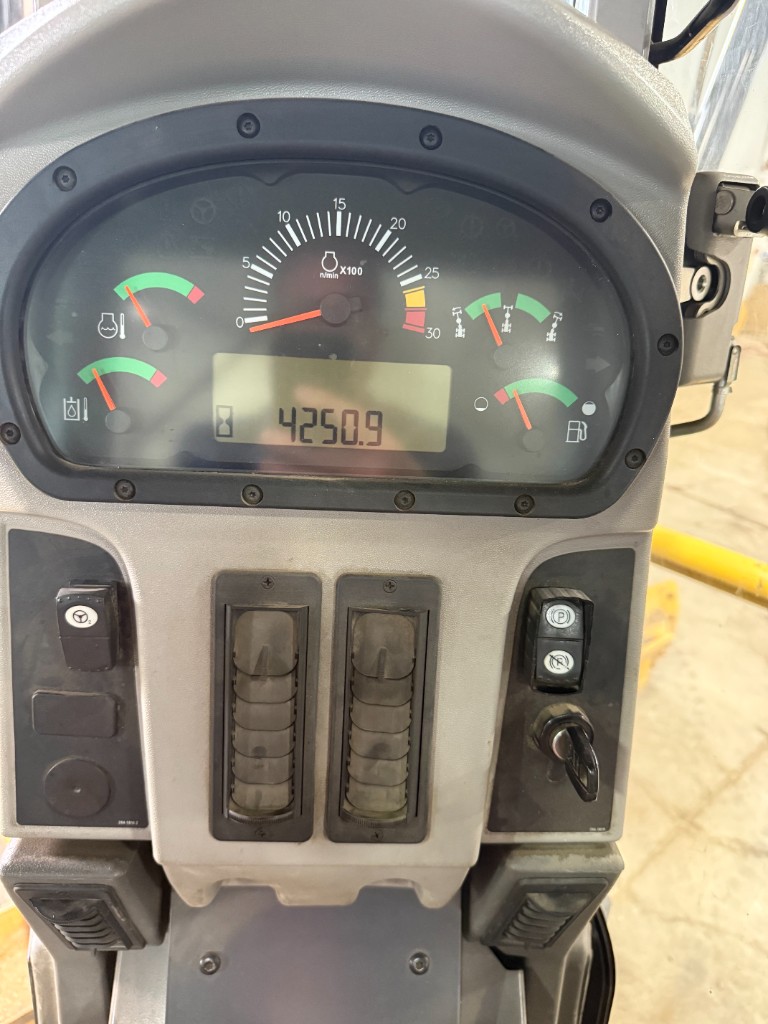 Hour meter, June 2026: 4,250.9 hours.
