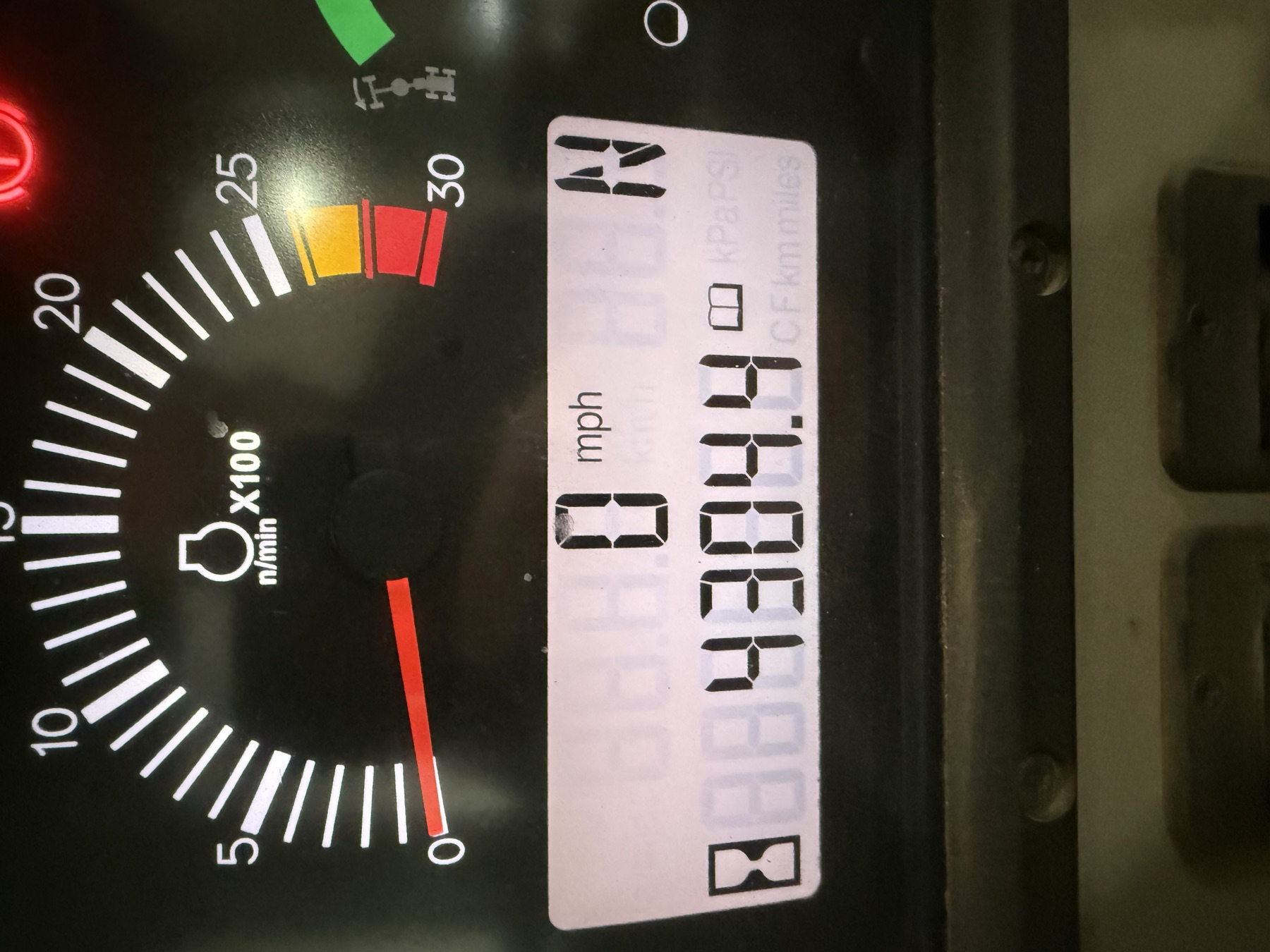 Hour meter, September 18, 2026: 4,304.4 hours.