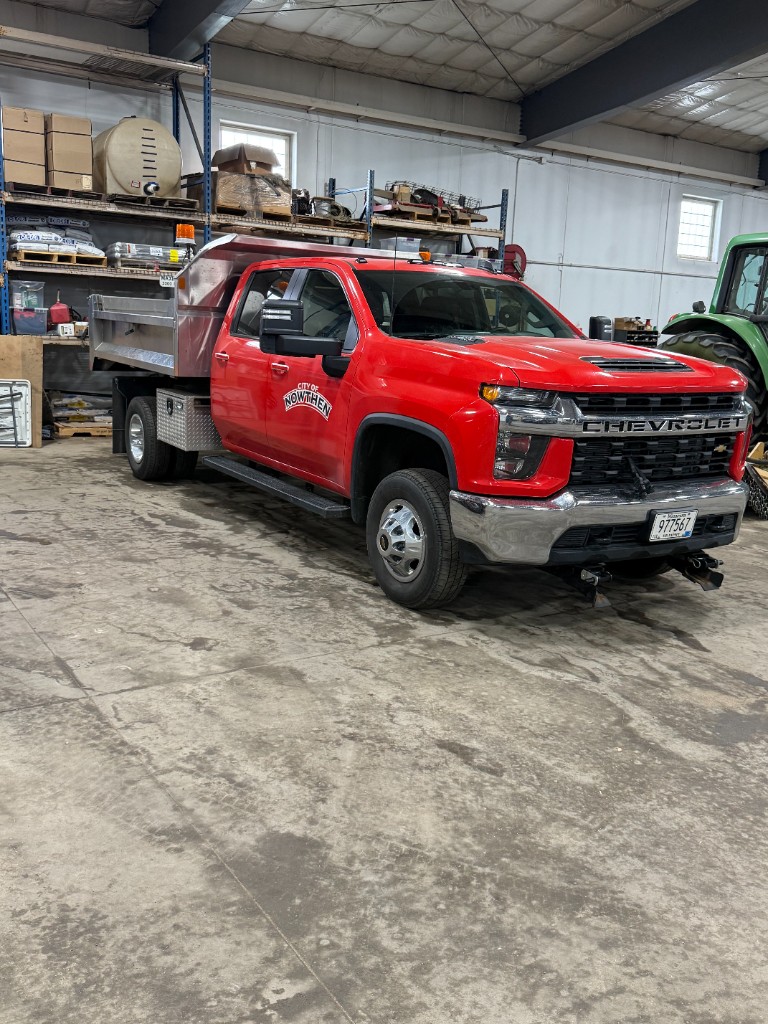 Chevy 3500 photo