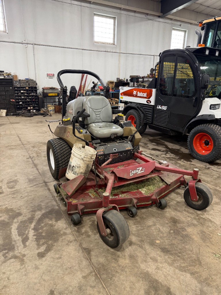Exmark Lazer Z zero-turn mower photo